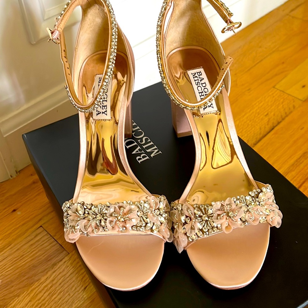 New Badgley Mischka Satin Sandals